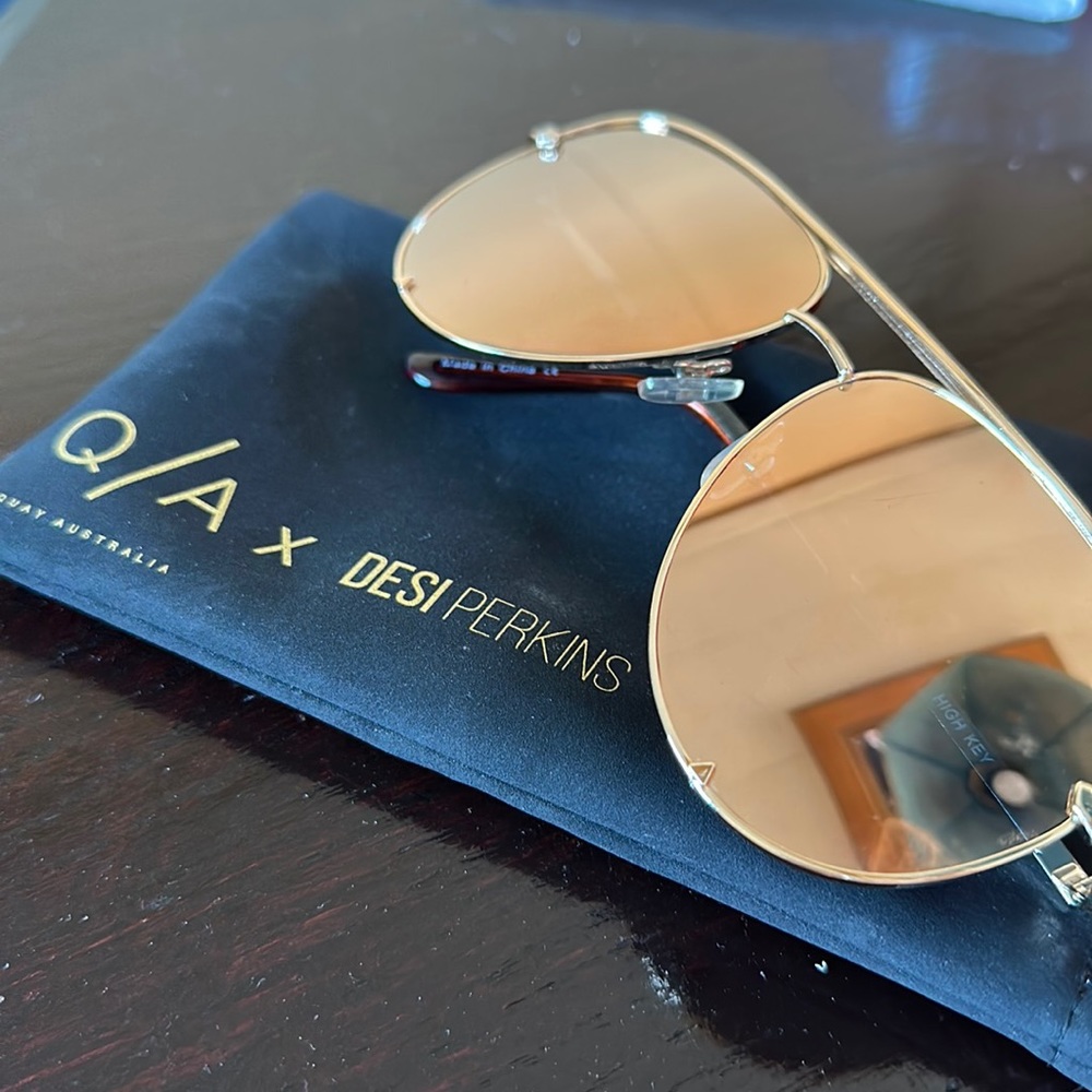 QUAY X Desi Perkins Sunglasses